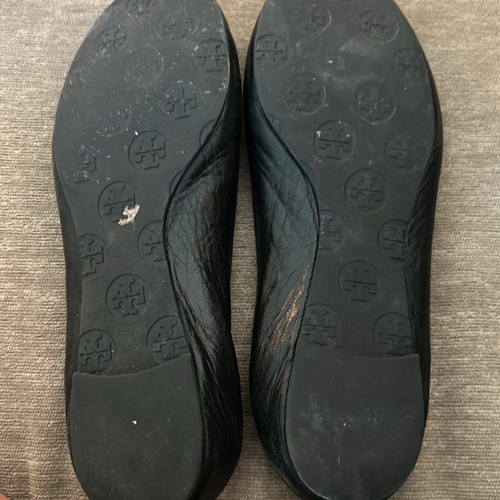 Tory Burch Minnie Travel Ballet Flat Black and Gold size 7.5 - Picture 3 of 7